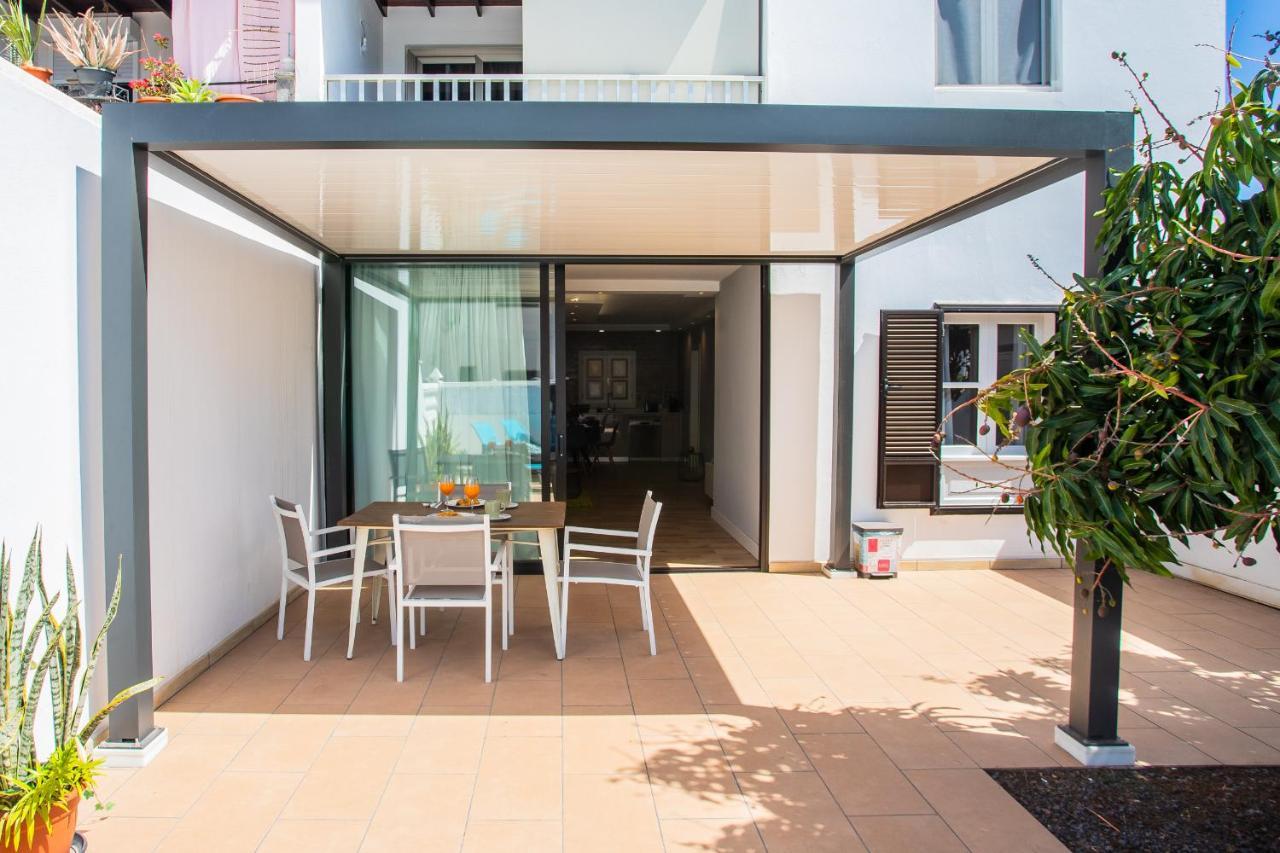 Playa Honda SunSet Apartment Bagian luar foto