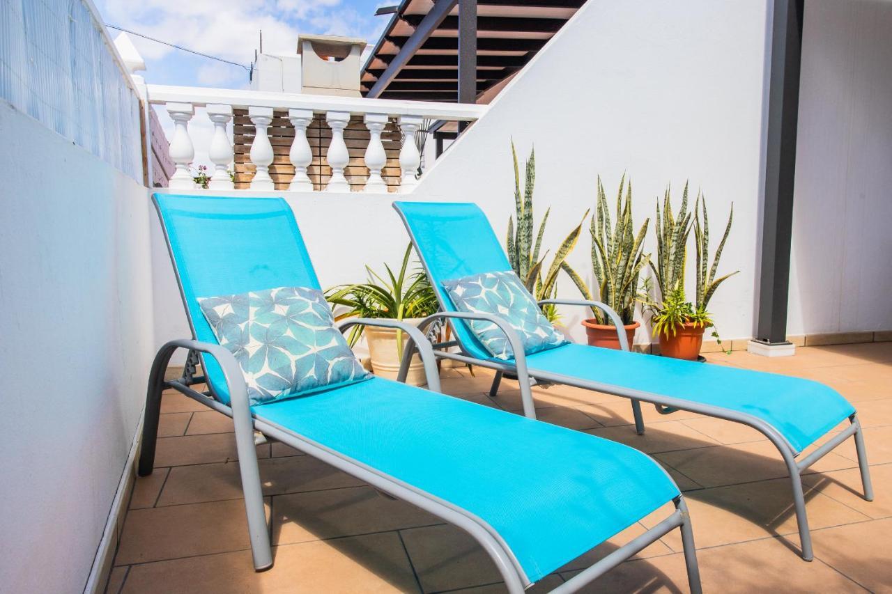 Playa Honda SunSet Apartment Bagian luar foto